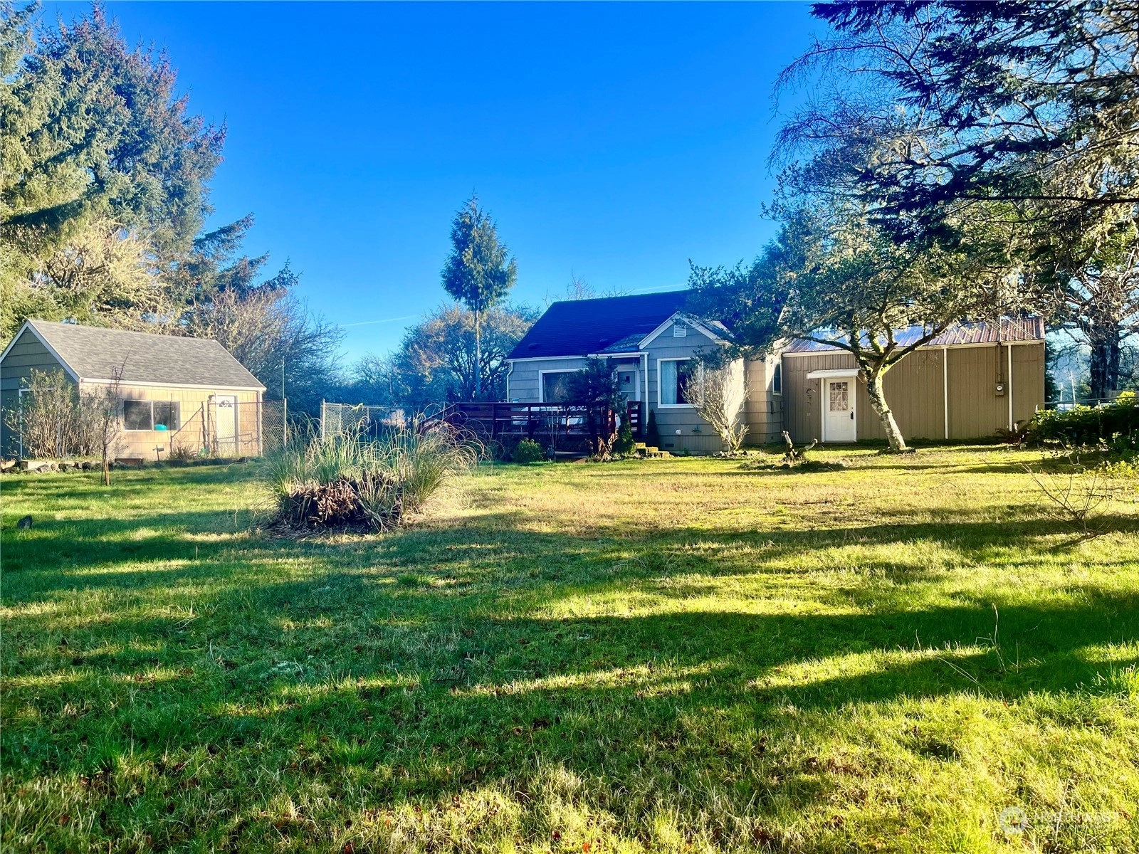 2998 Alexson Rd Unit  North Cove WA 98547