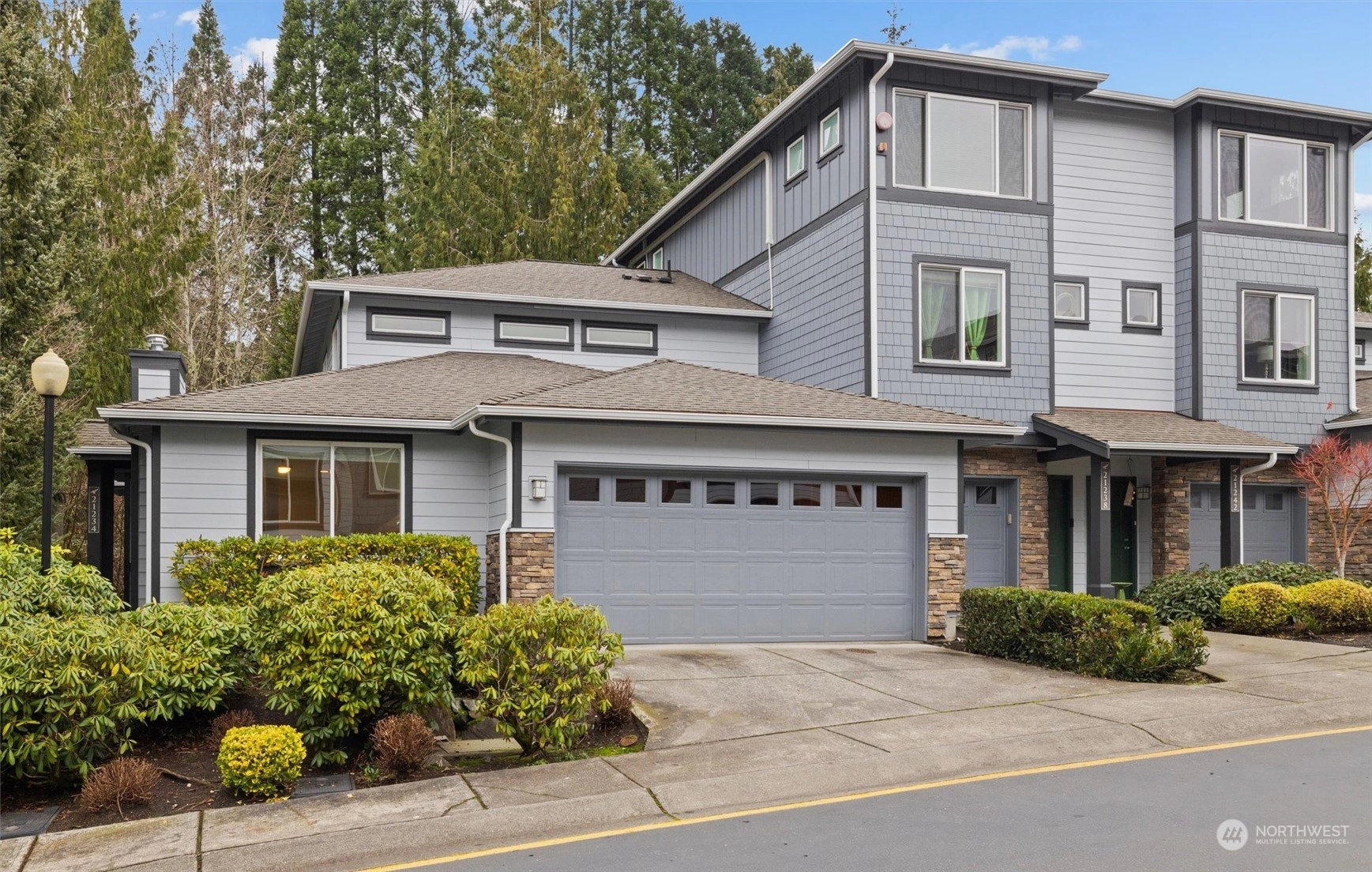 21234 SE 42nd Pl Issaquah WA 98029
