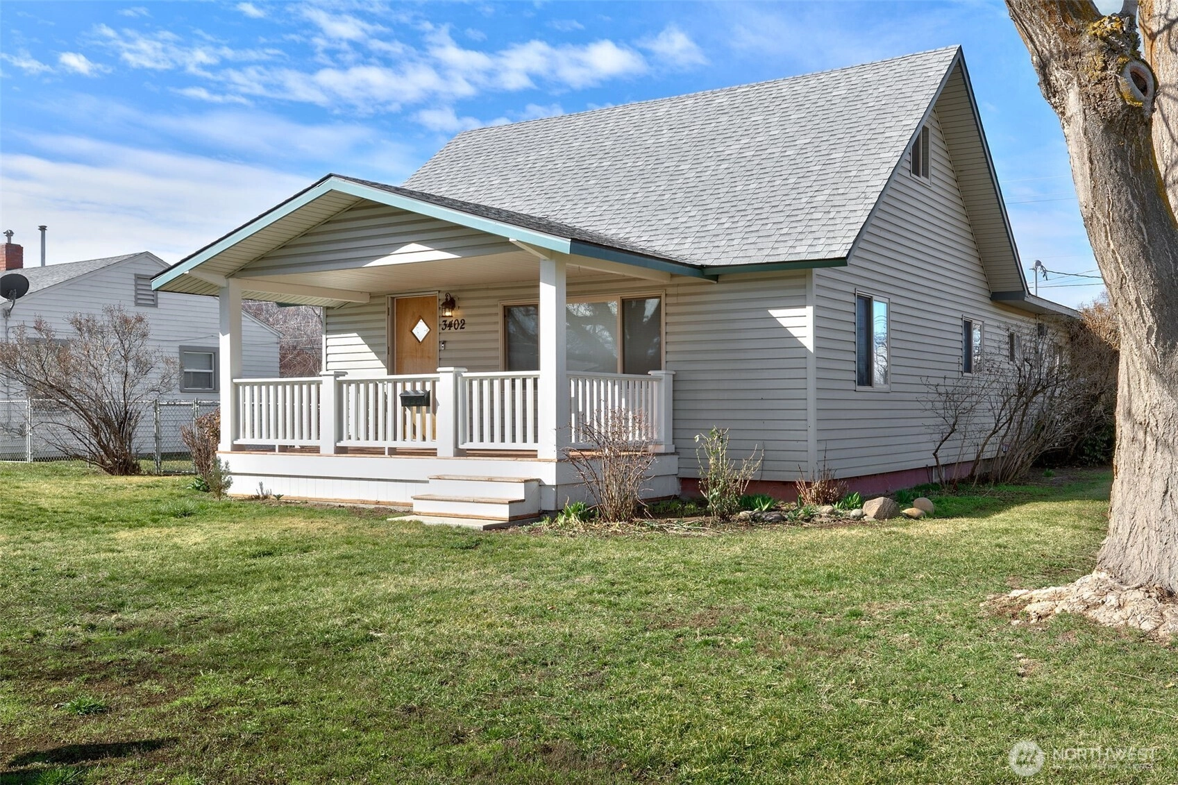 3402 3rd St Unit  Union Gap WA 98903