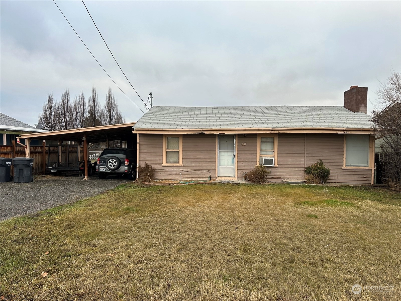 321 S Holly Dr Unit  Moxee WA 98936