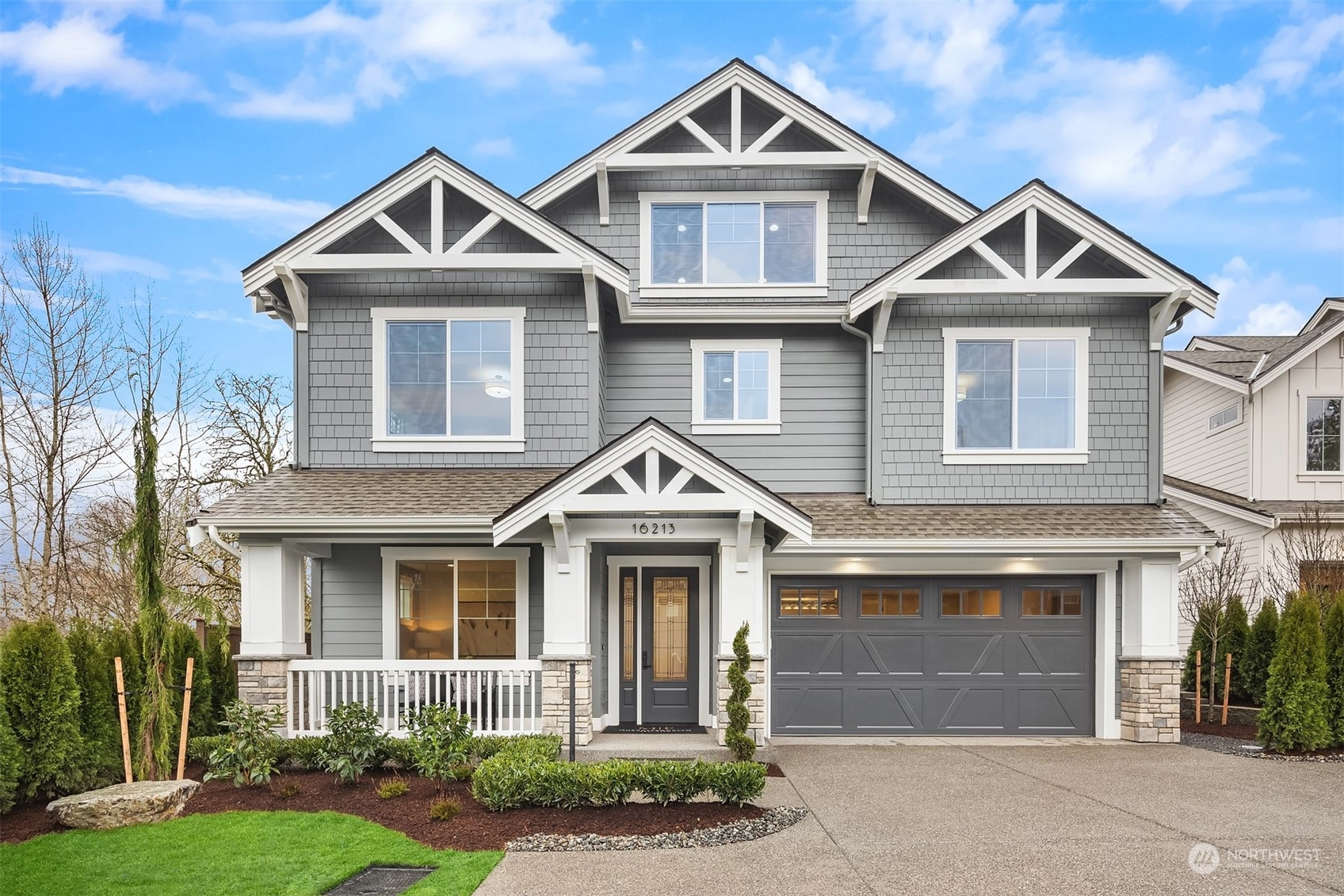 16213 NE 51st St Unit  Redmond WA 98052