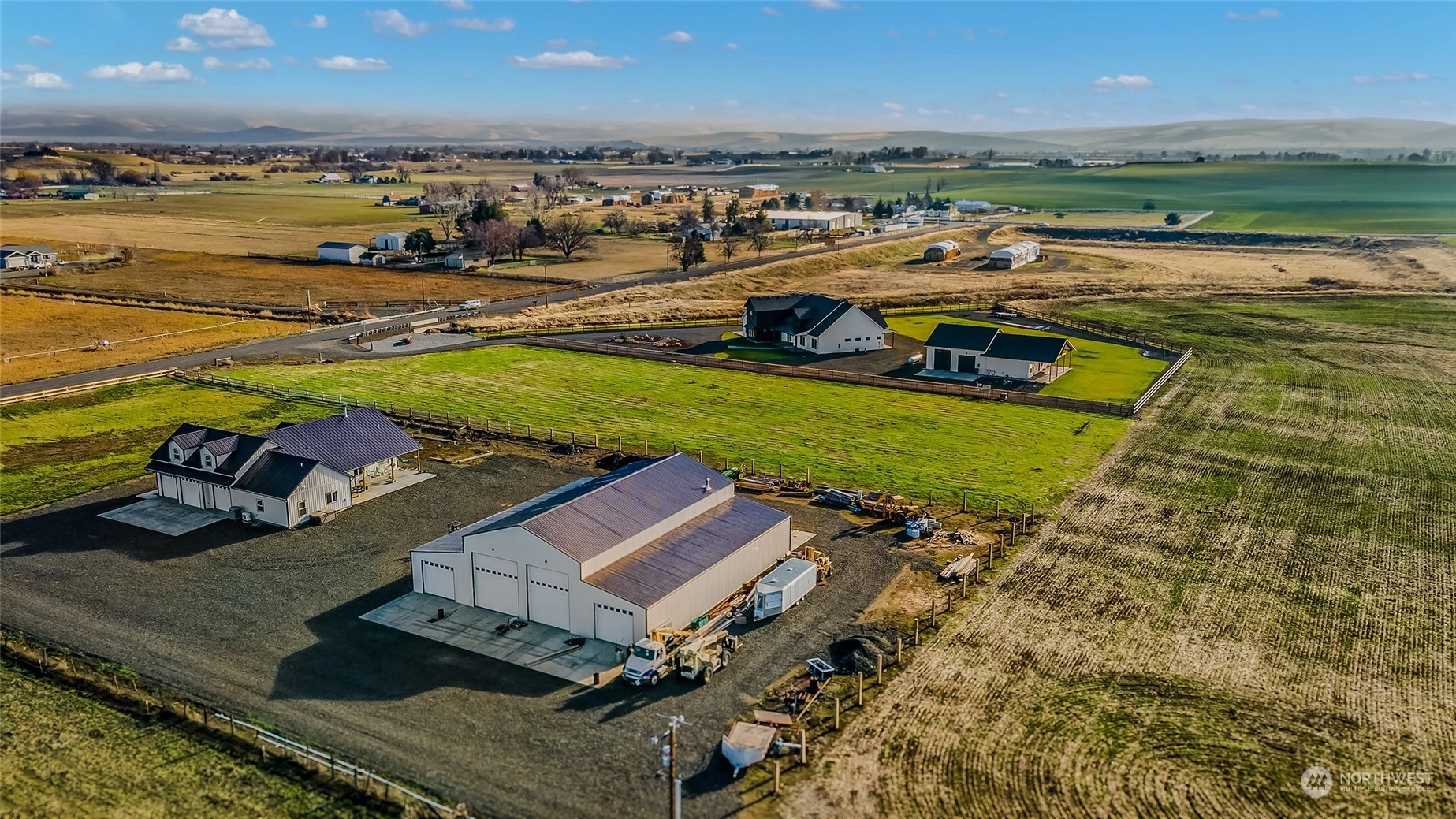 1068 Locher Rd Touchet WA 99360