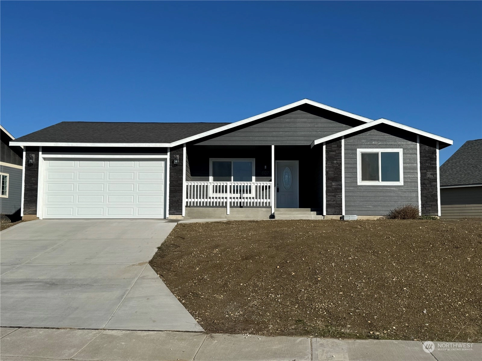 607 Eagle Nest Dr Granger WA 98932