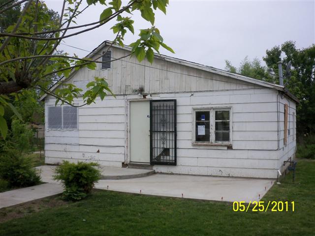 310 DAVIE Rd Grandview WA 98930