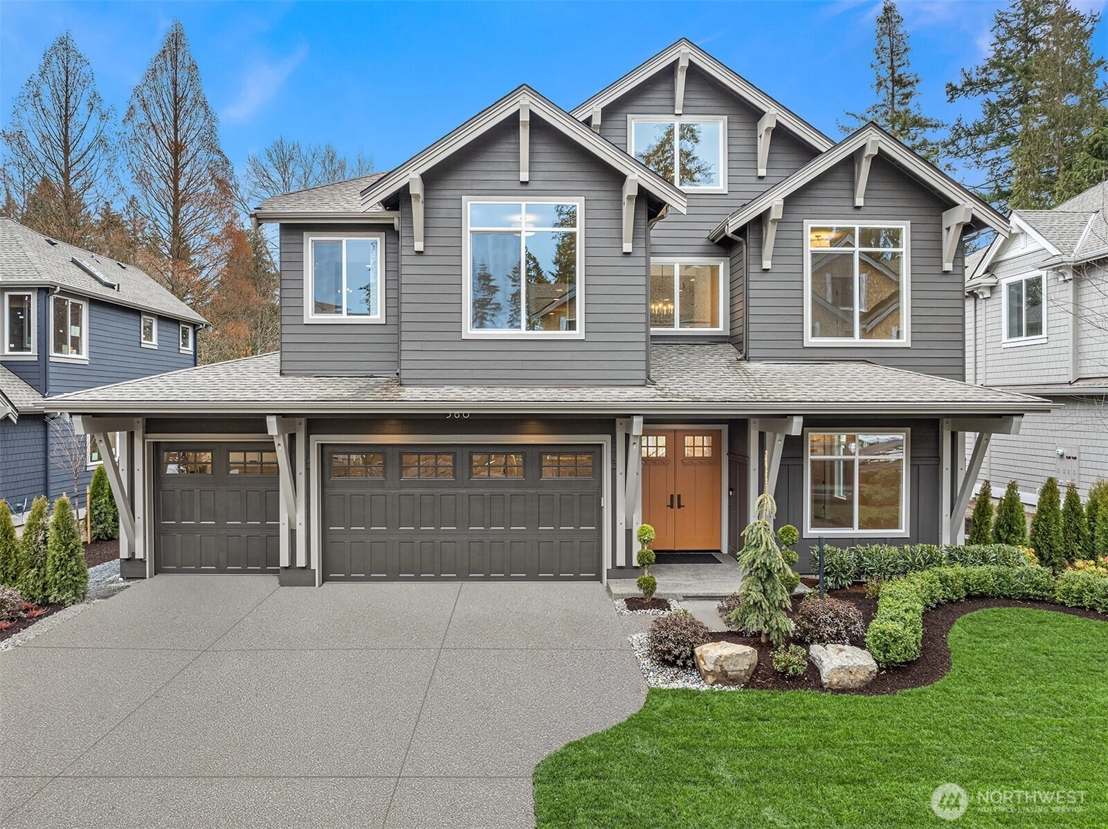 586 142nd Ct NE Unit  Bellevue WA 98007