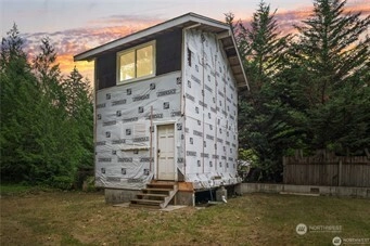 18322 642nd Ave NE Baring WA 98224