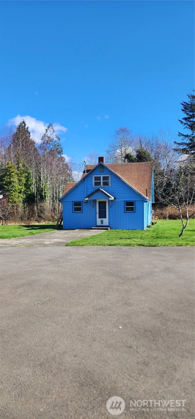 12 Seal Slough Dr Rosburg WA 98643