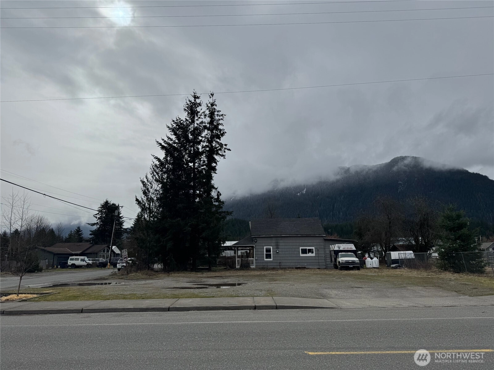 1035 Darrington St Darrington WA 98241