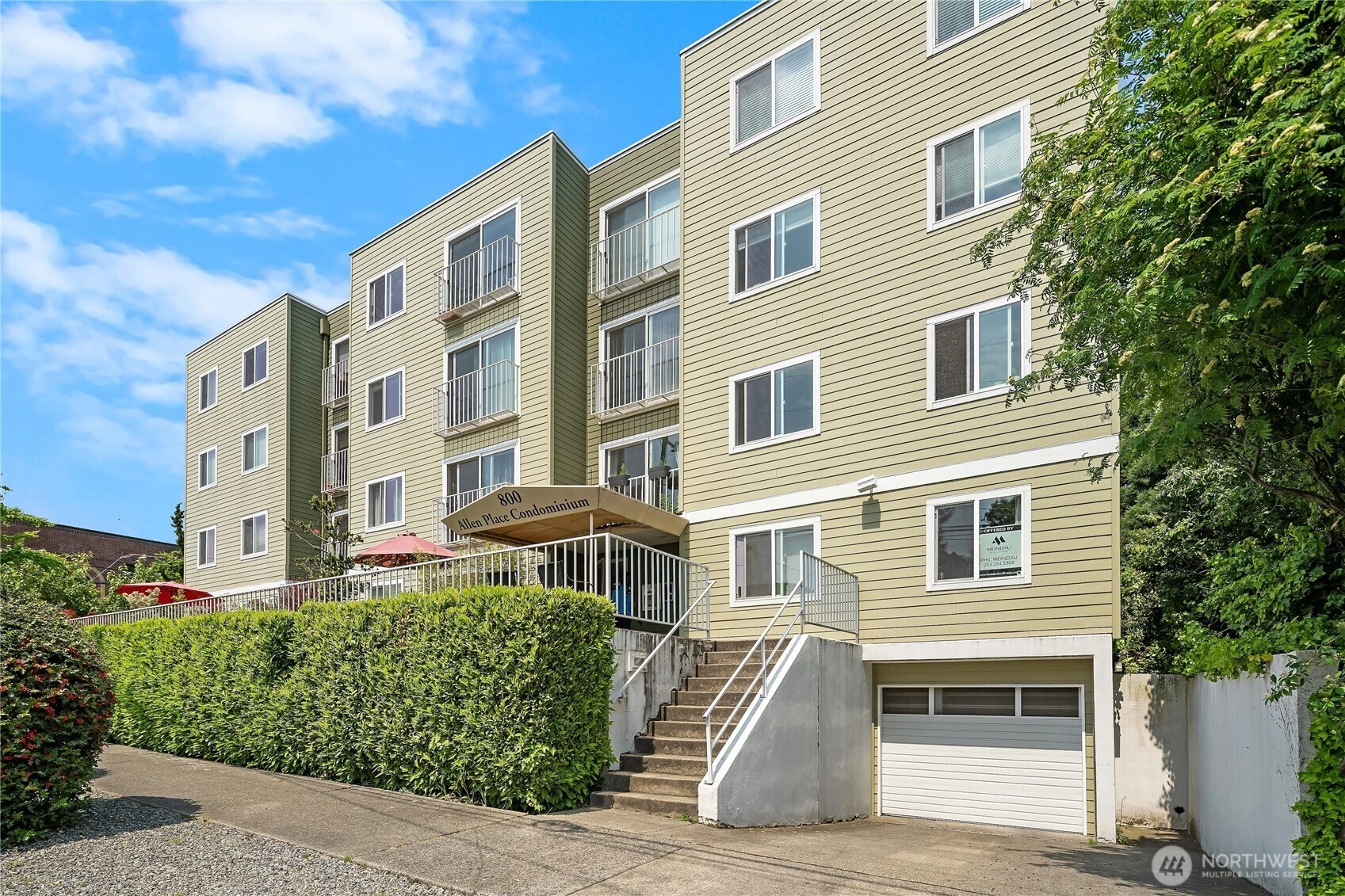 800 N Allen Pl Unit 204 Unit 204 Seattle WA 98103