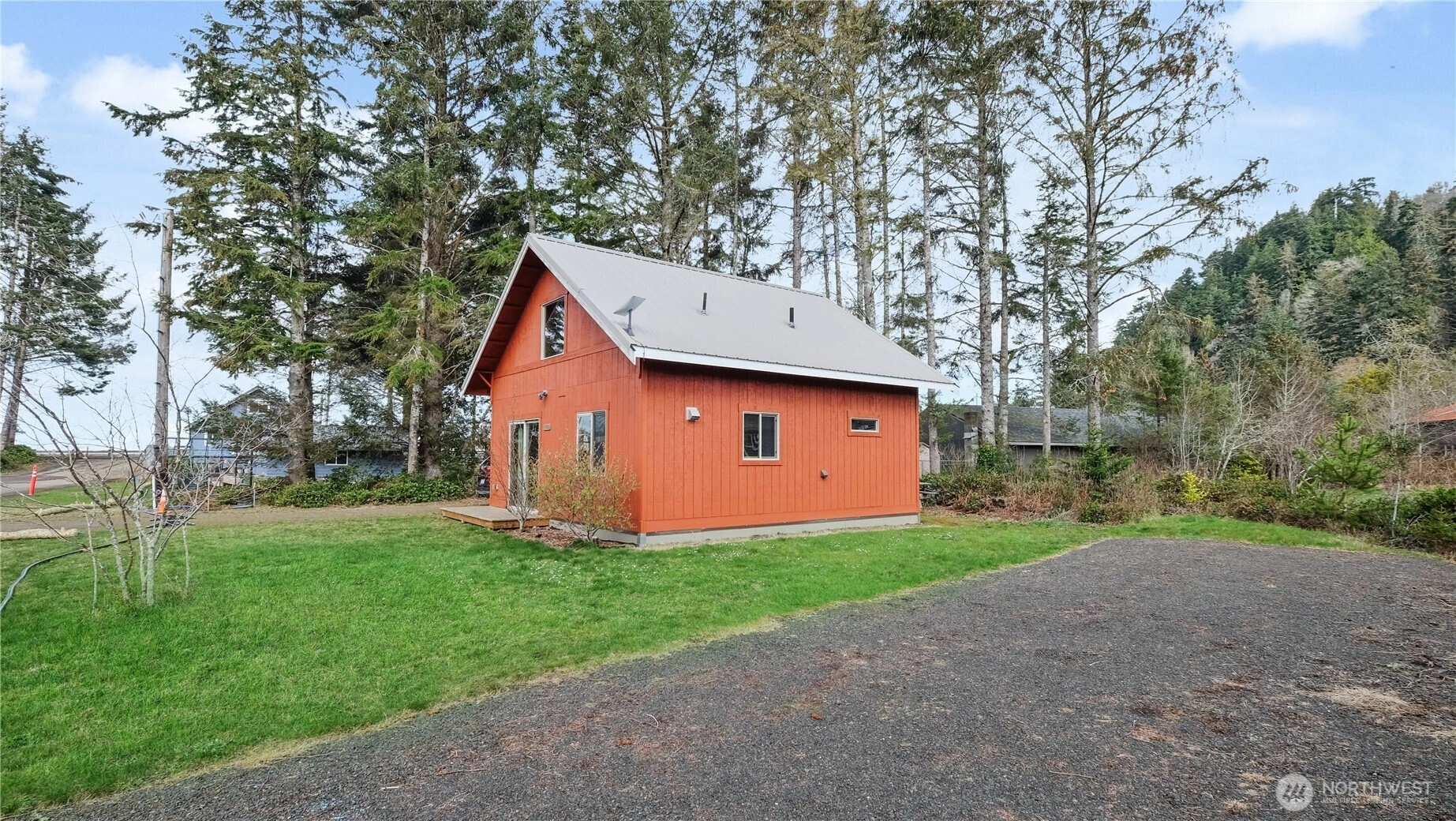 80 Fisherman St Unit  Clallam Bay WA 98326
