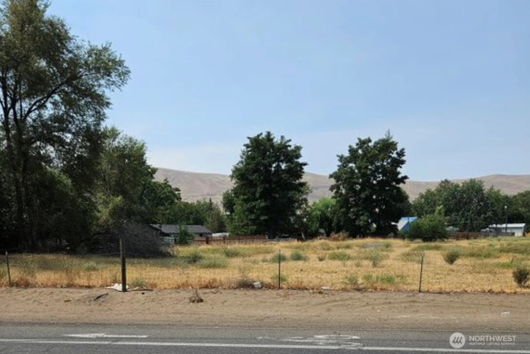 100 Babs Ave Benton City WA 99320