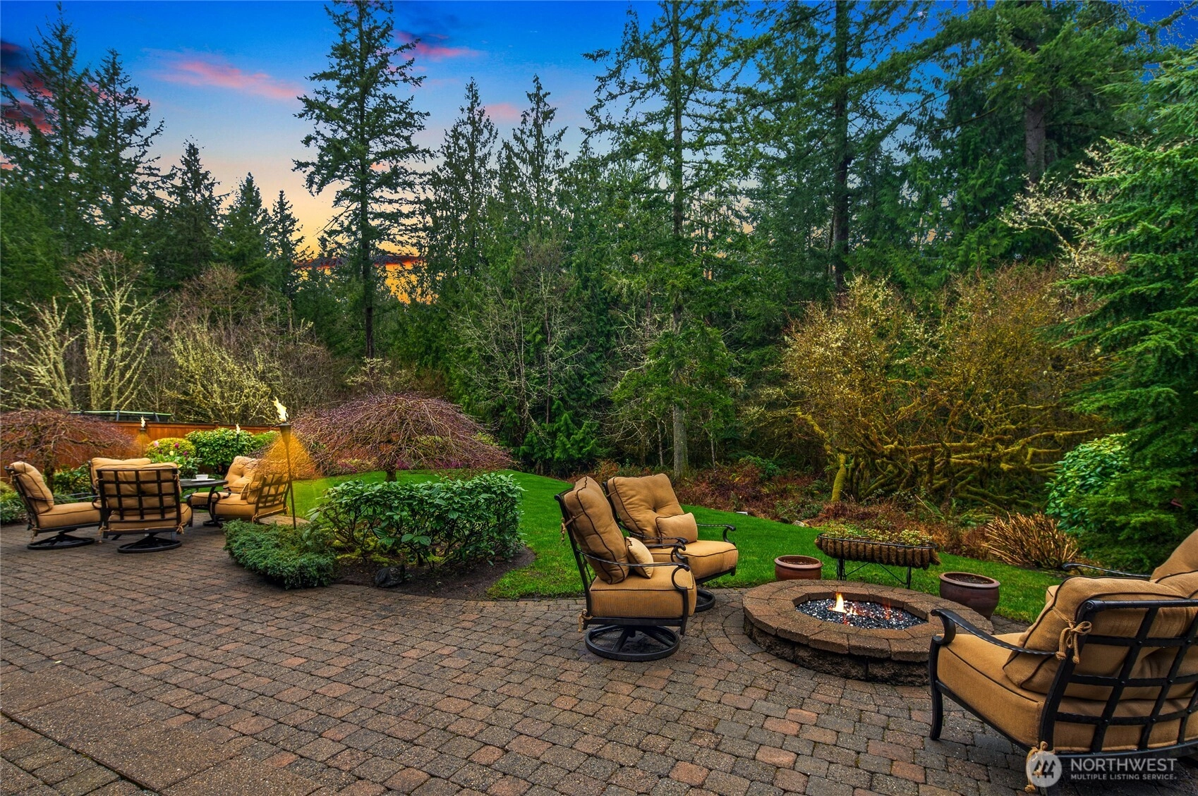 8824 237th Pl NE Redmond WA 98053