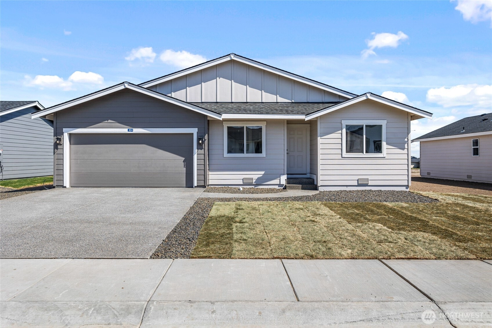 608 N Oak St Unit  Tieton WA 98947