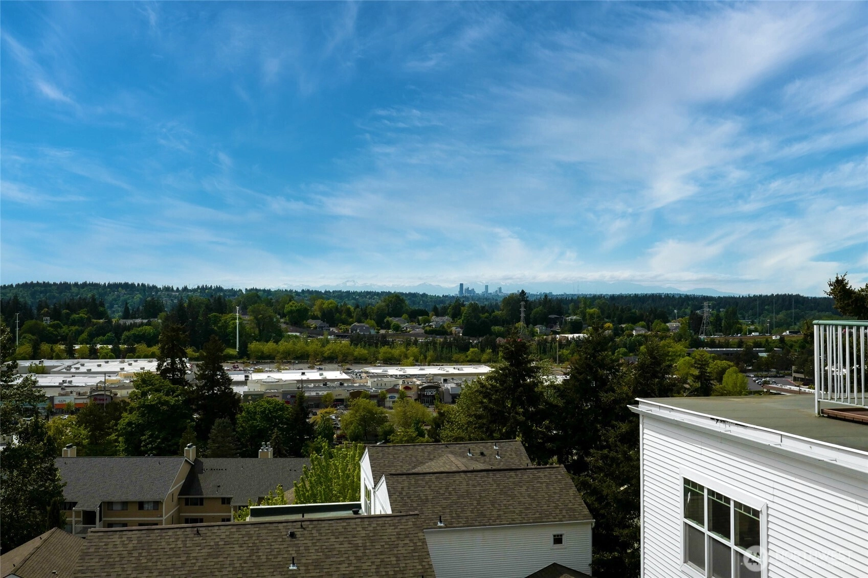 3990 129 Pl SE Unit 302 Unit 302 Bellevue WA 98006