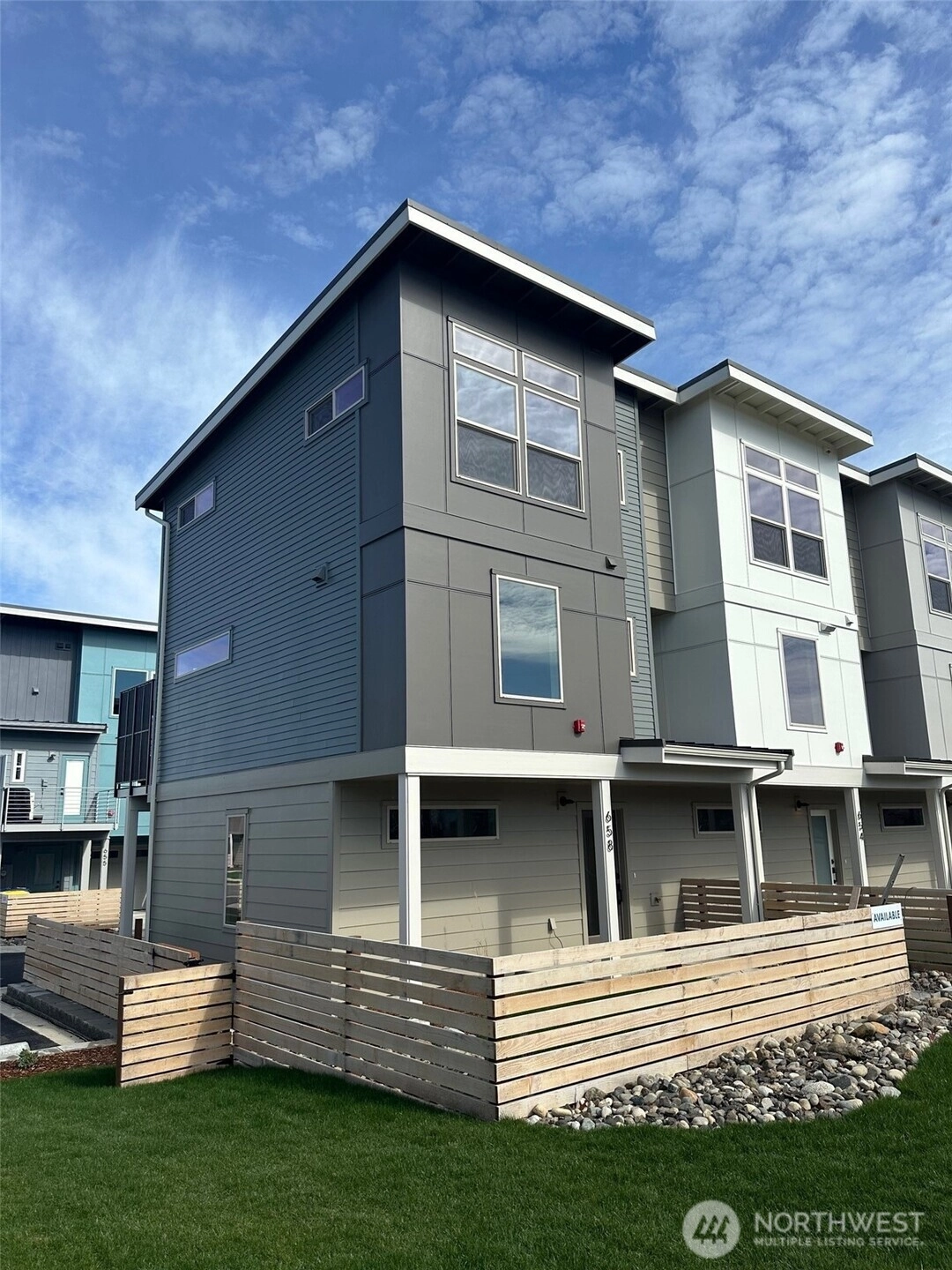 658 (Lot 28) W Kline Rd Unit  Bellingham WA 98226