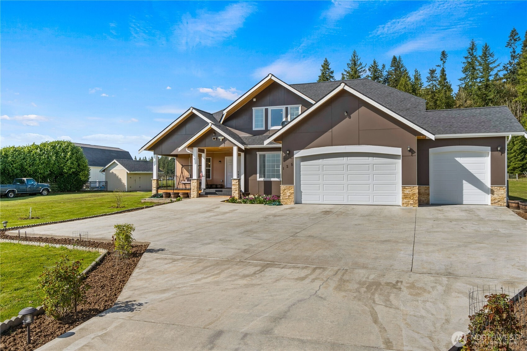 125 Rainier Dr Salkum WA 98582