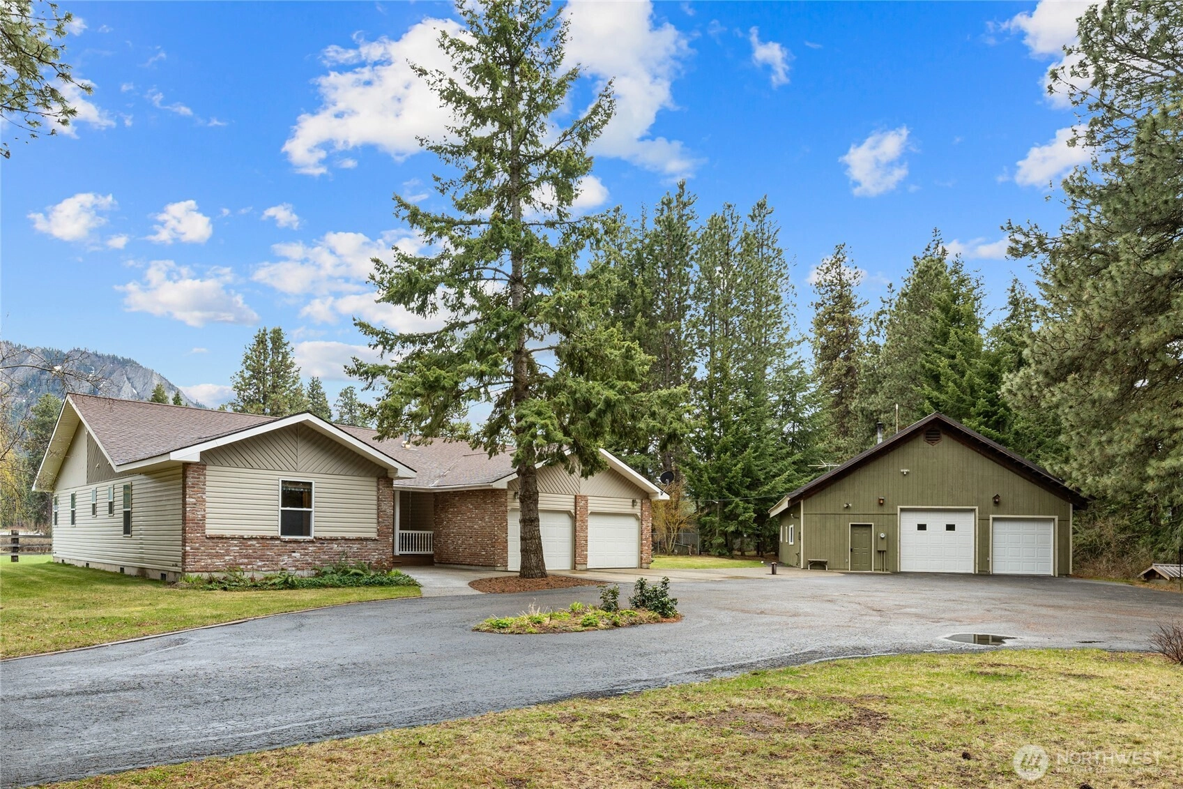 1011 Dunnagan Ave South Cle Elum WA 98943