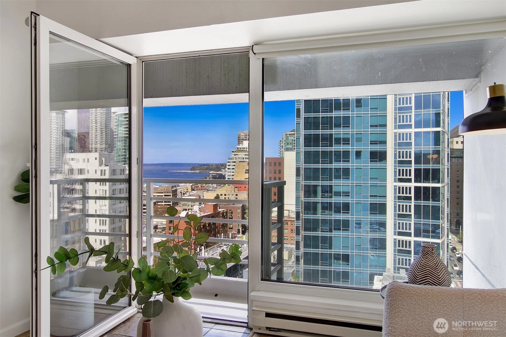 1415 2nd Ave Unit 1903 Unit 1903 Seattle WA 98101