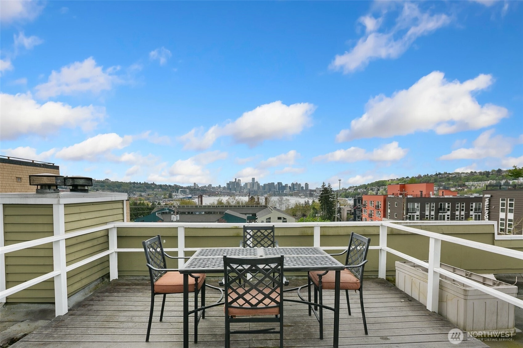 3420 Burke Ave N Unit 204 Unit 204 Seattle WA 98103