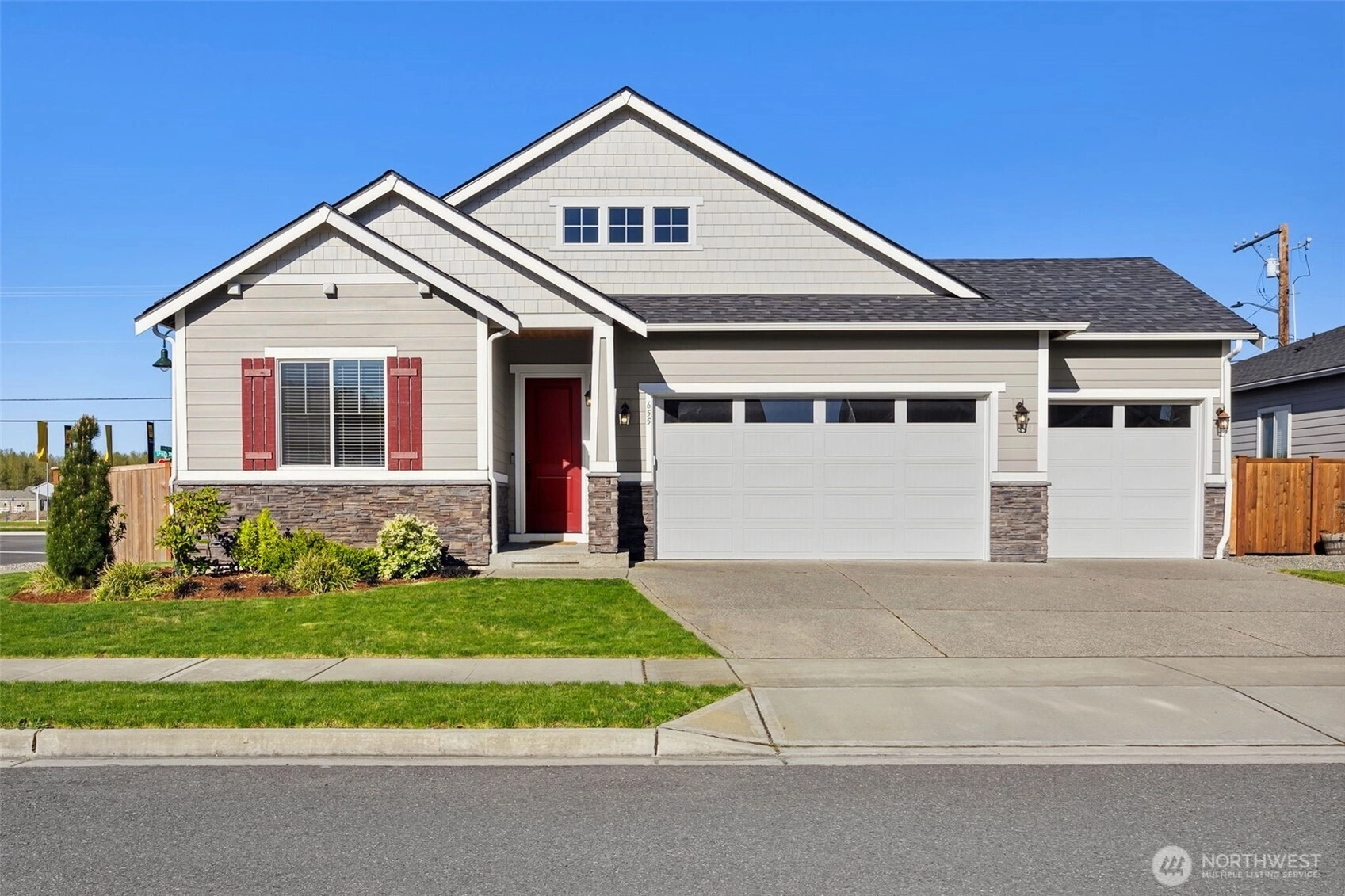 655 S Knowles St Buckley WA 98321