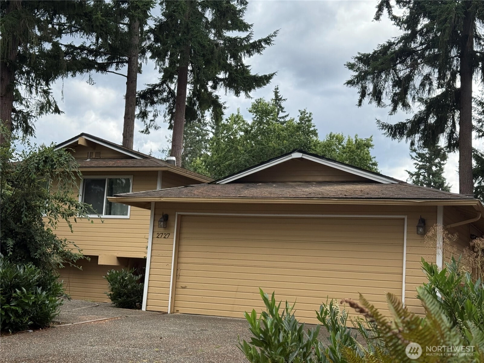 2727 181 Ave NE Unit  Redmond WA 98052