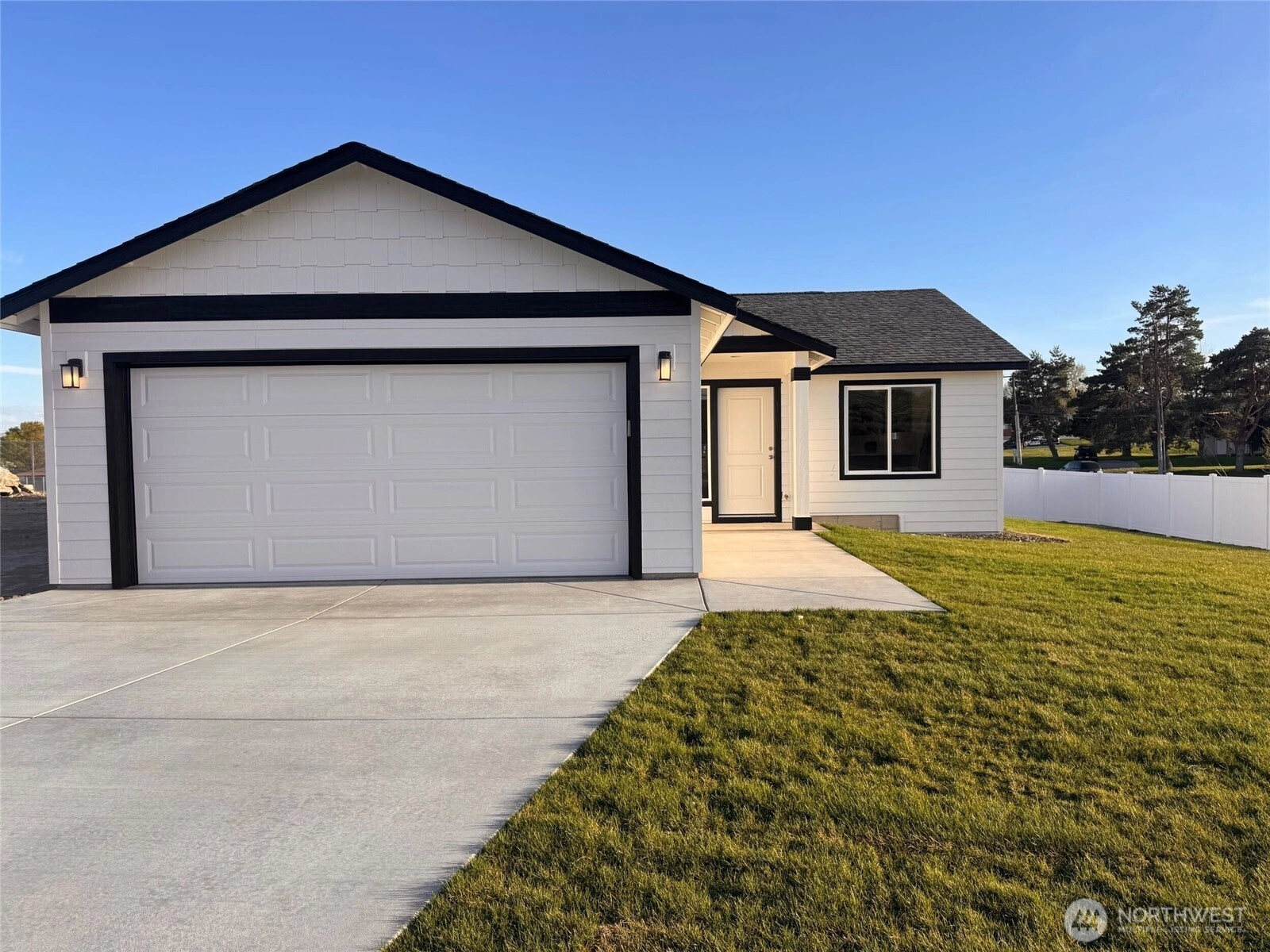 101 Poplar St NE Unit  Royal City WA 99357