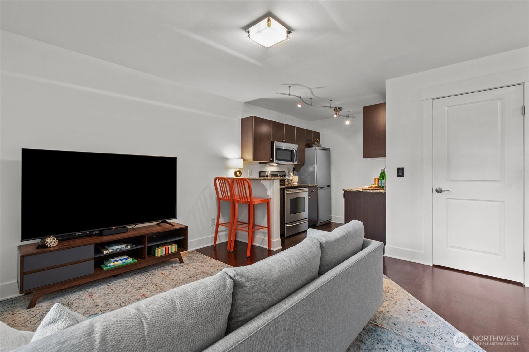 120 NW 39th St Unit 104 Unit 104 Seattle WA 98107