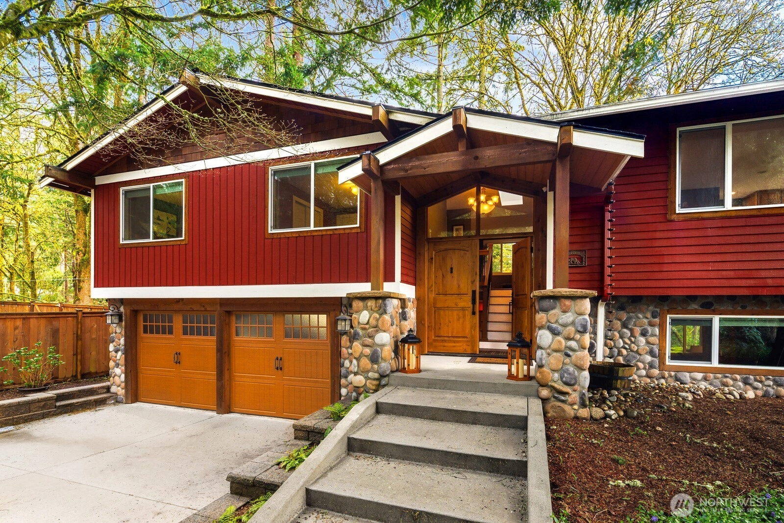 16522 SE 43rd St Bellevue WA 98006
