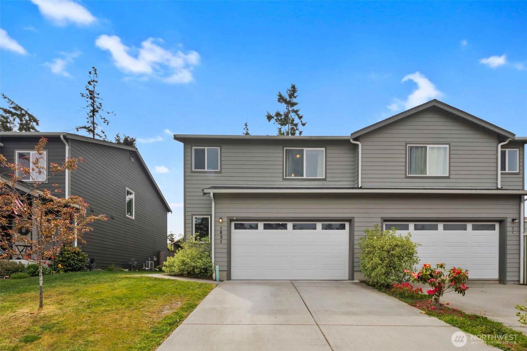 1851 SW Cooper Way Unit  Oak Harbor WA 98277