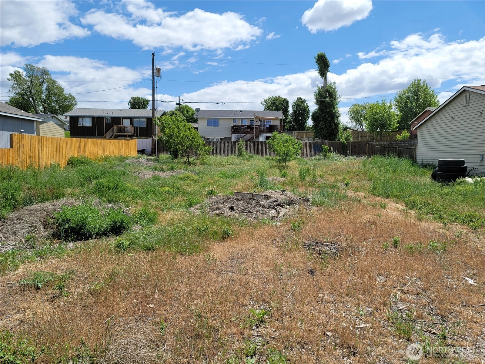 211 W 7th St Unit  Warden WA 98857