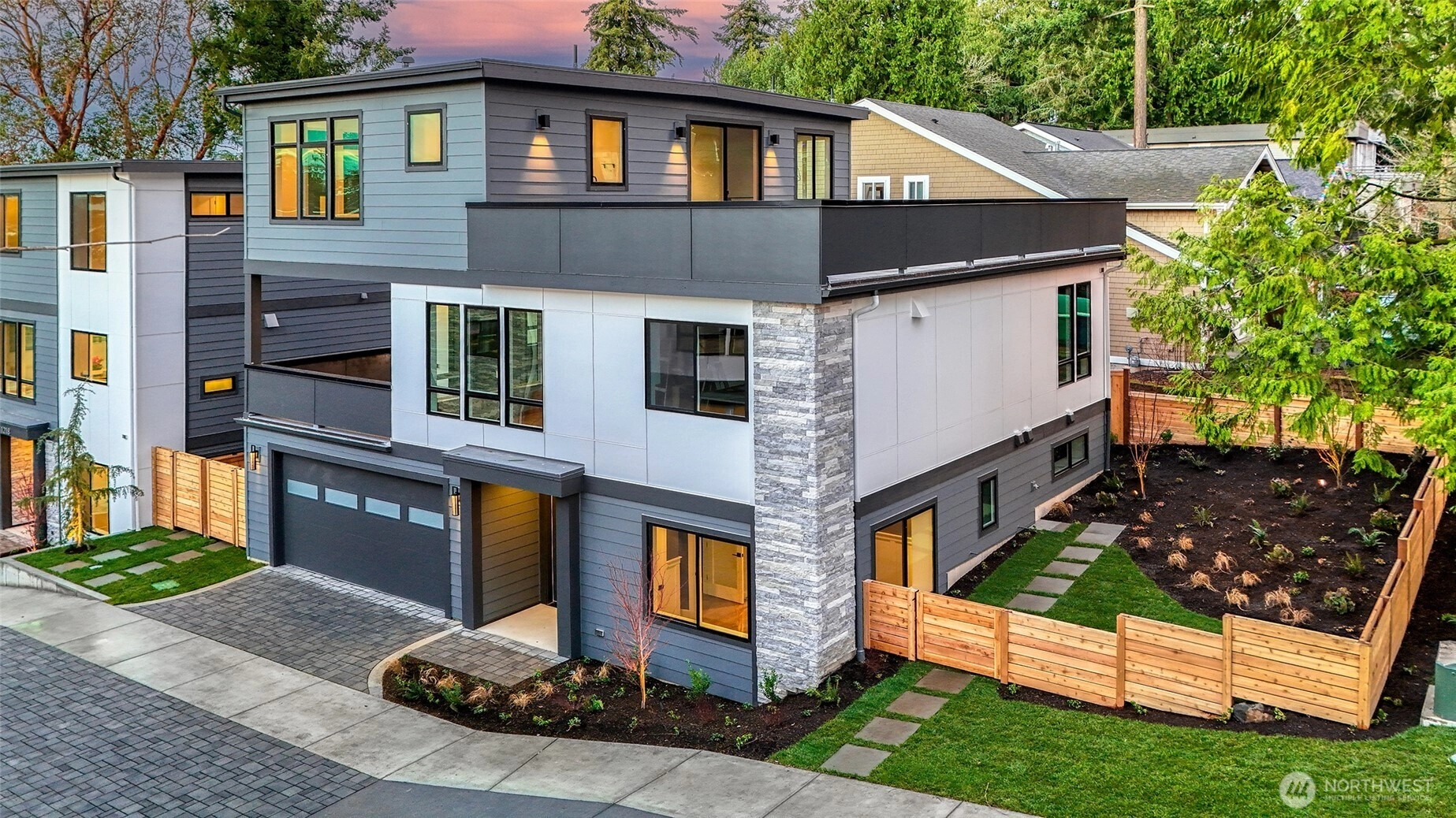 11220 NE 67th St Unit 2 Unit 2 Kirkland WA 98033