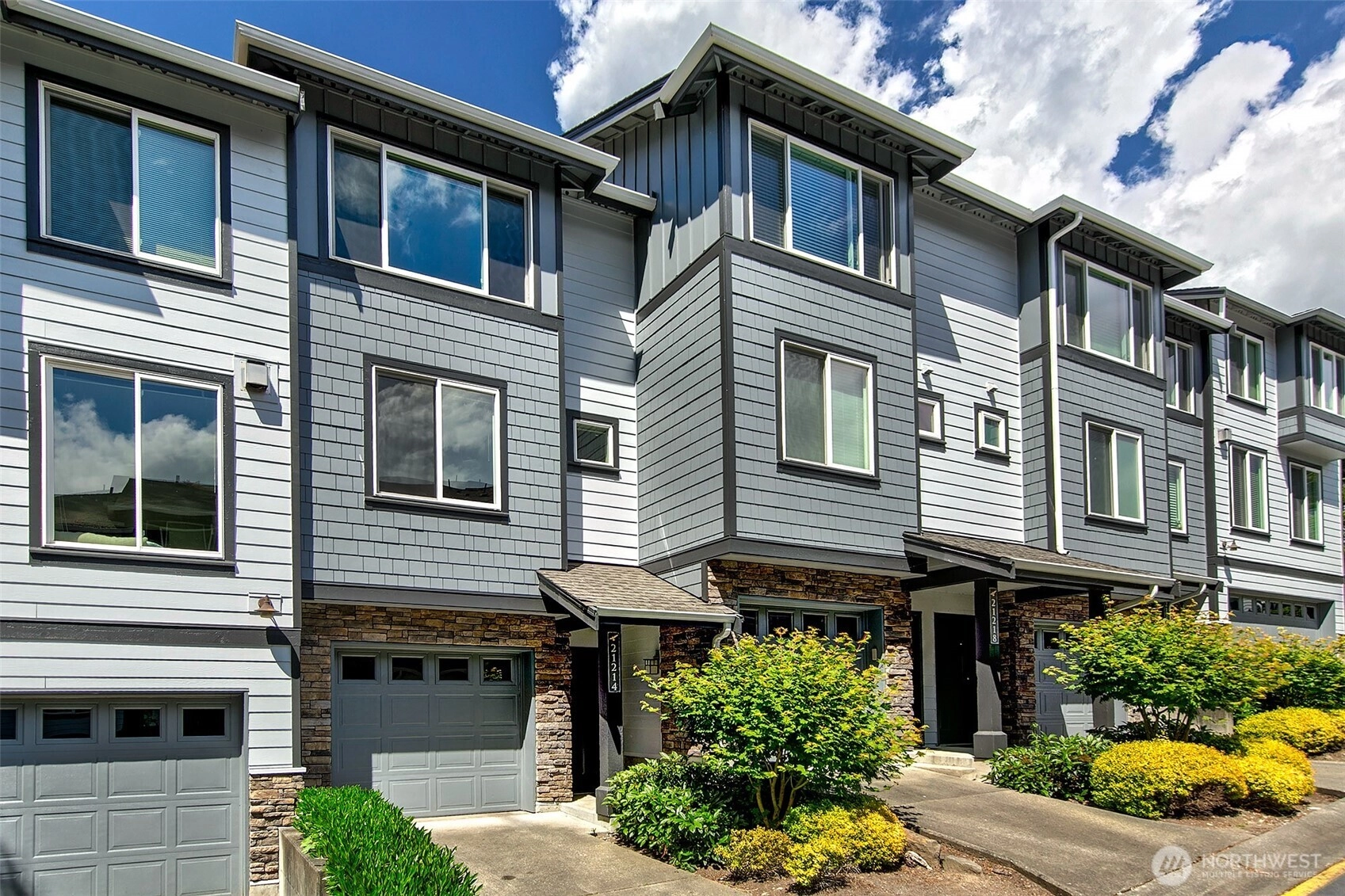21214 SE 42nd Pl Issaquah WA 98029