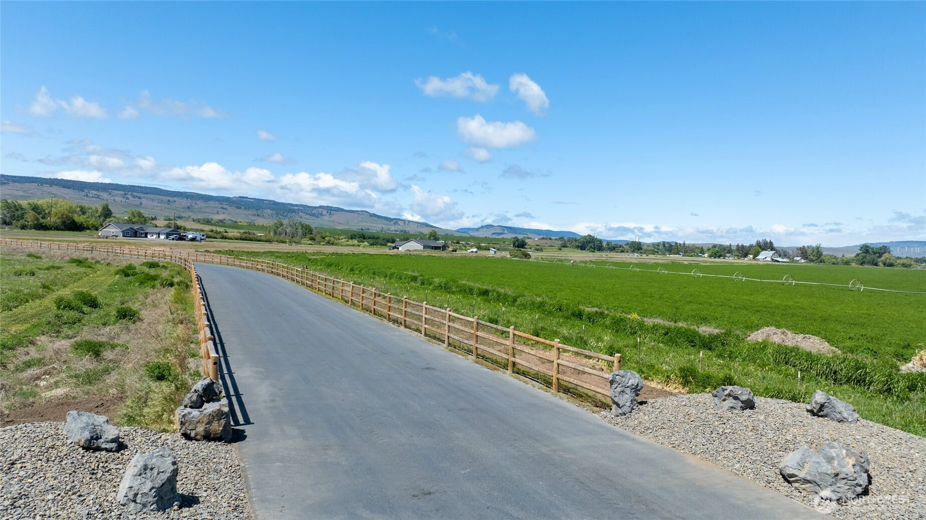 781 Thorp Landing Ln Unit  Thorp WA 98946
