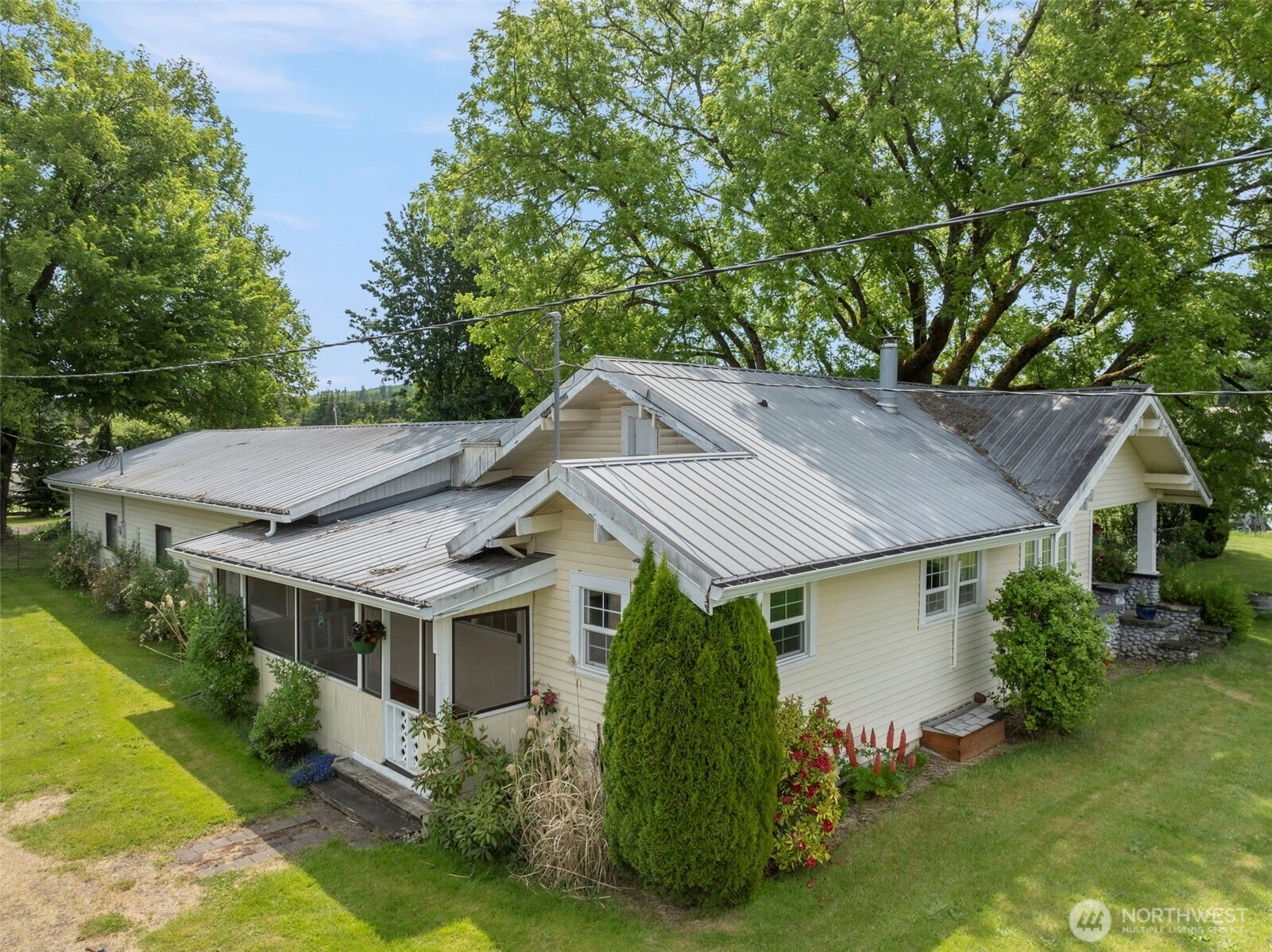 518 1st St S Pe Ell WA 98572