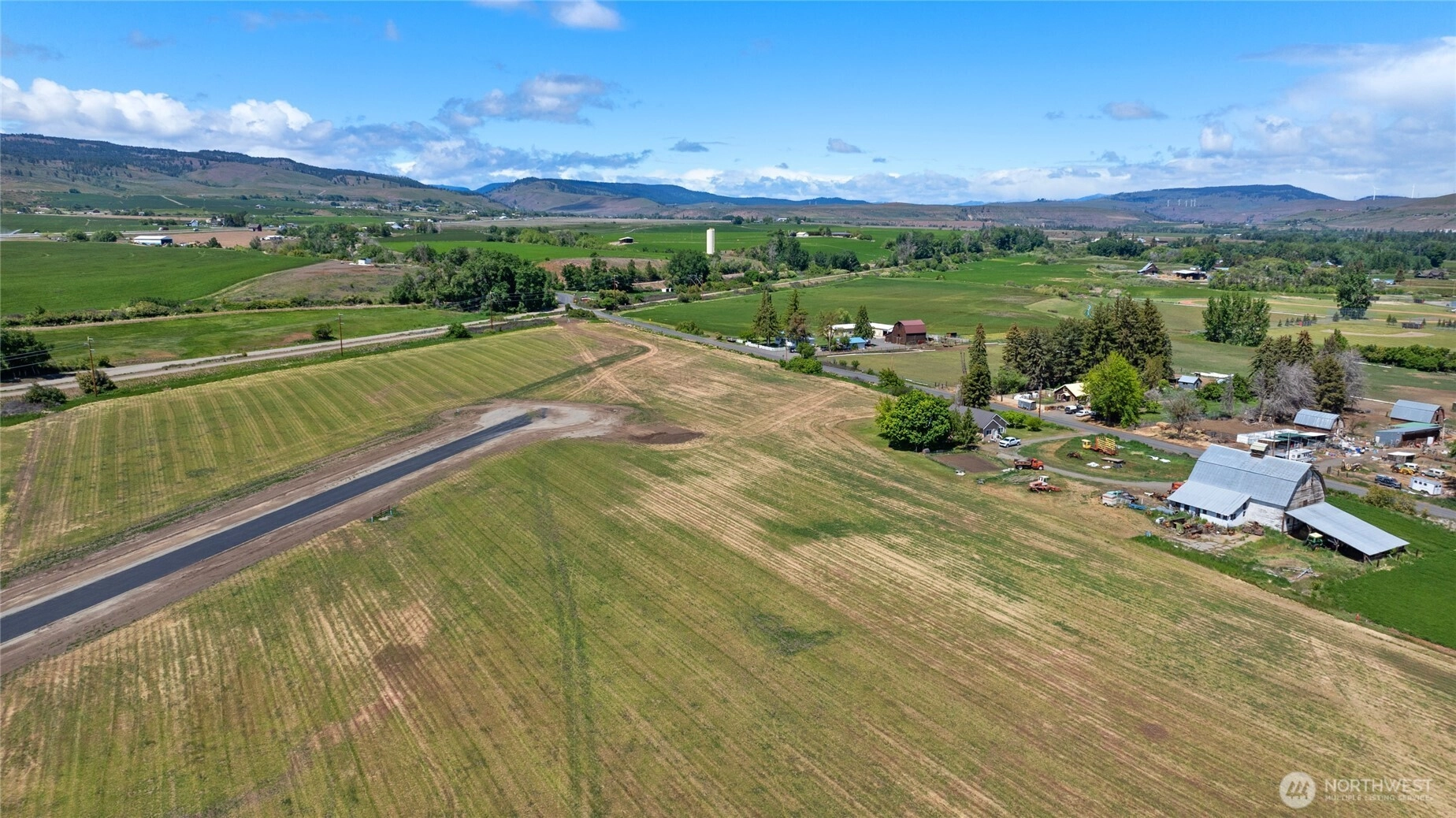 861 Thorp Landing Ln Unit  Thorp WA 98946