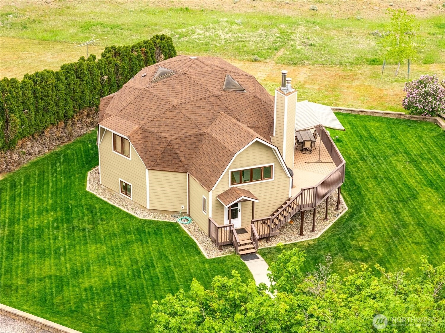 1470 State Route 174 Grand Coulee WA 99133
