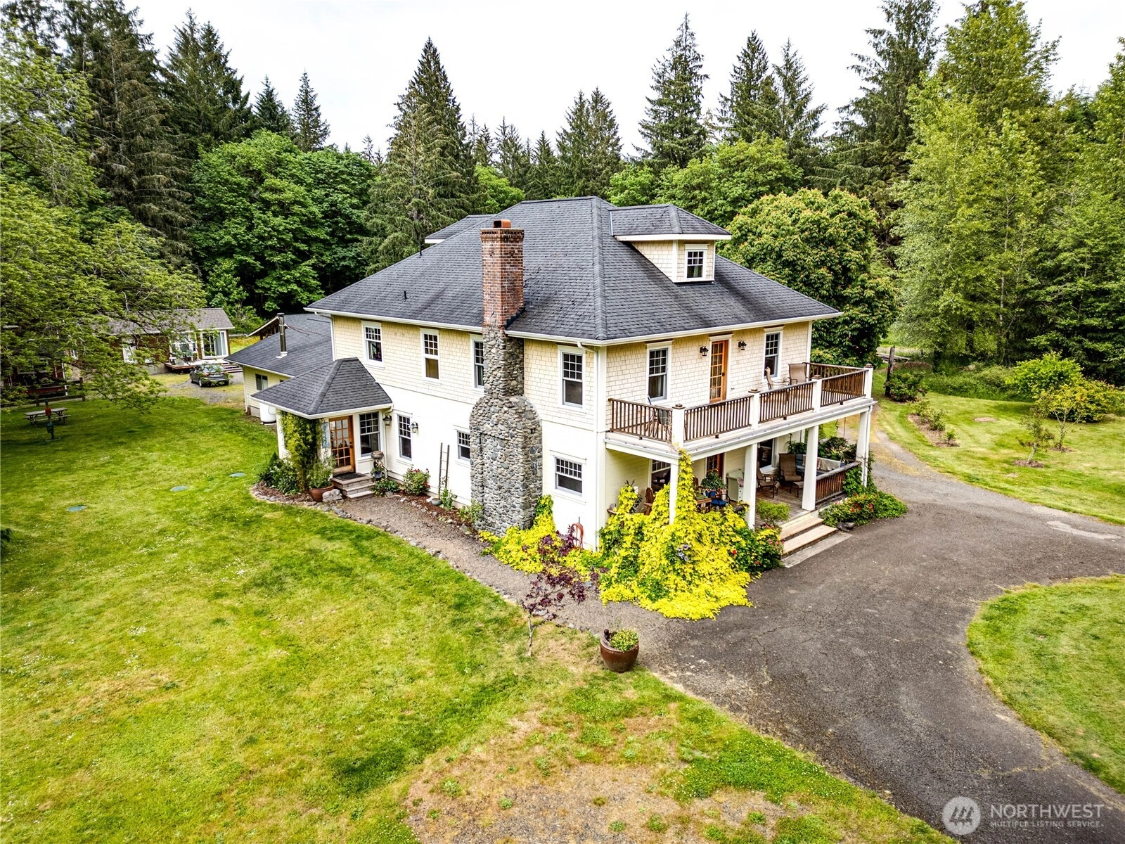 272 Rixon Rd Beaver WA 98305