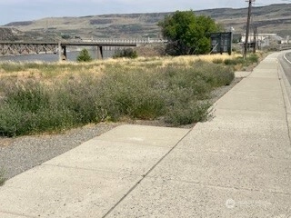 Foster Creek Ave Unit  Bridgeport WA 98813