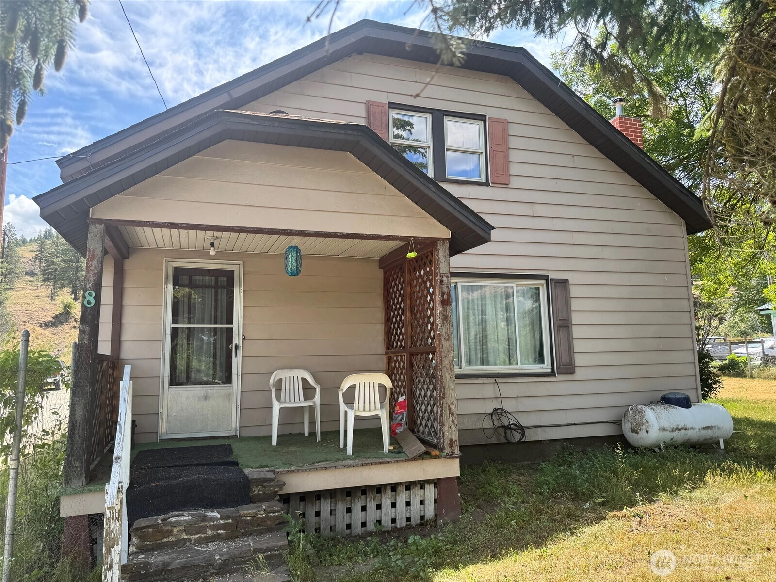 8 S Main St Curlew WA 99118