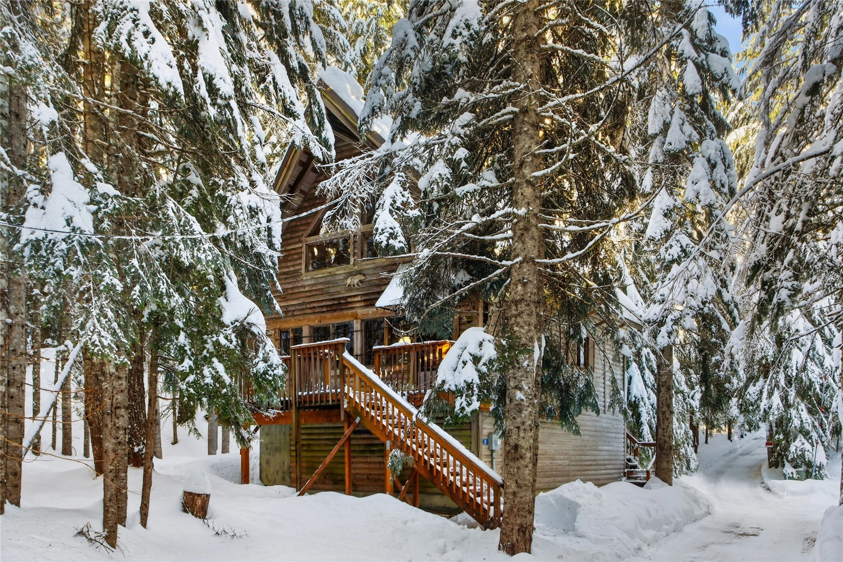 81 Snow Cabin Pl Snoqualmie Pass WA 98068
