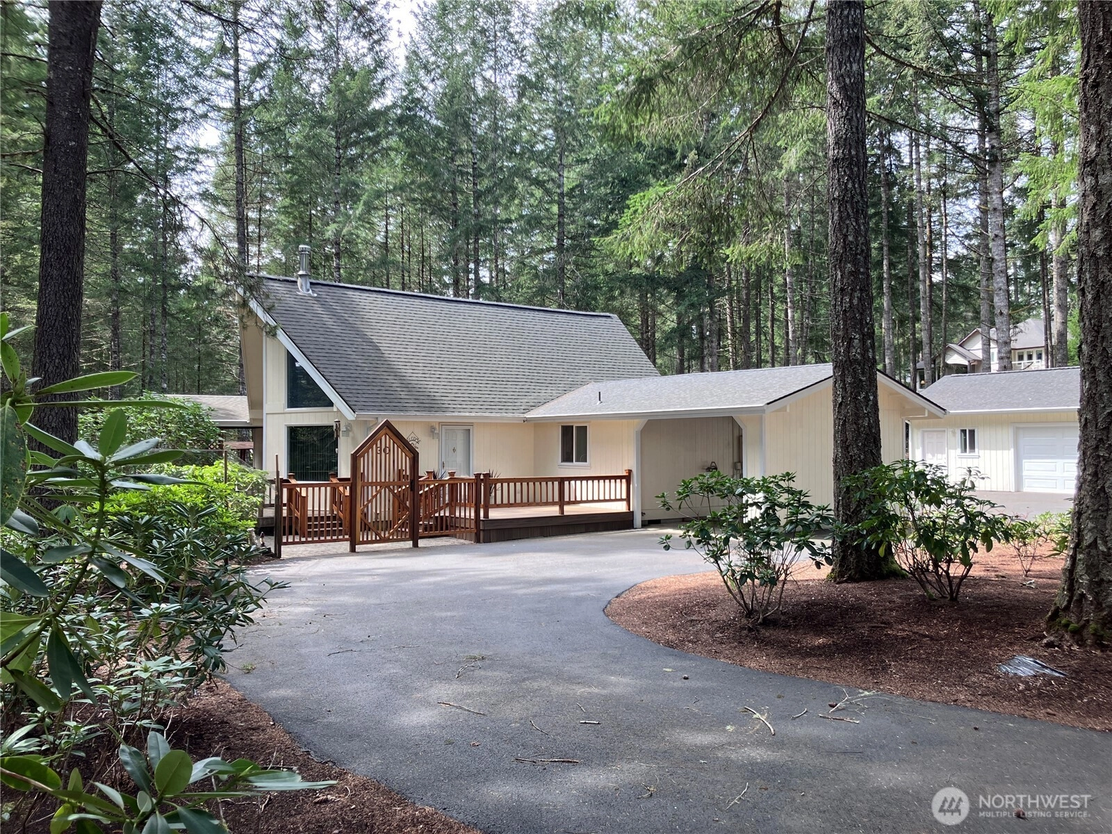 30 E Hemlock Ln Unit  Union WA 98592