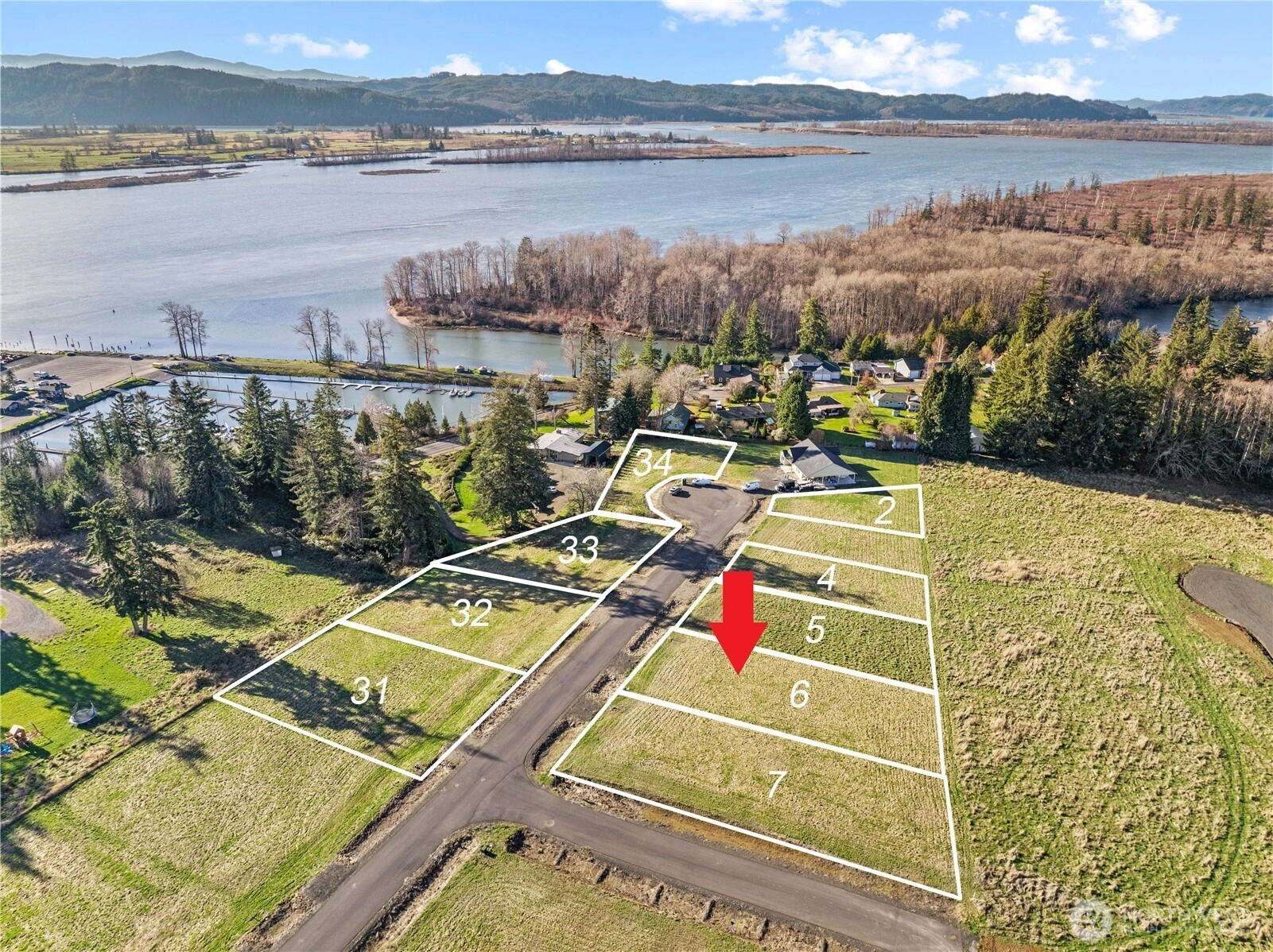 40 Sunnyfield Dr Unit 6 Unit 6 Cathlamet WA 98612