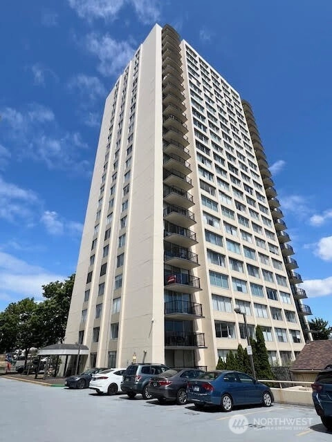 4540 8th Ave NE Unit 903 Unit 903 Seattle WA 98105