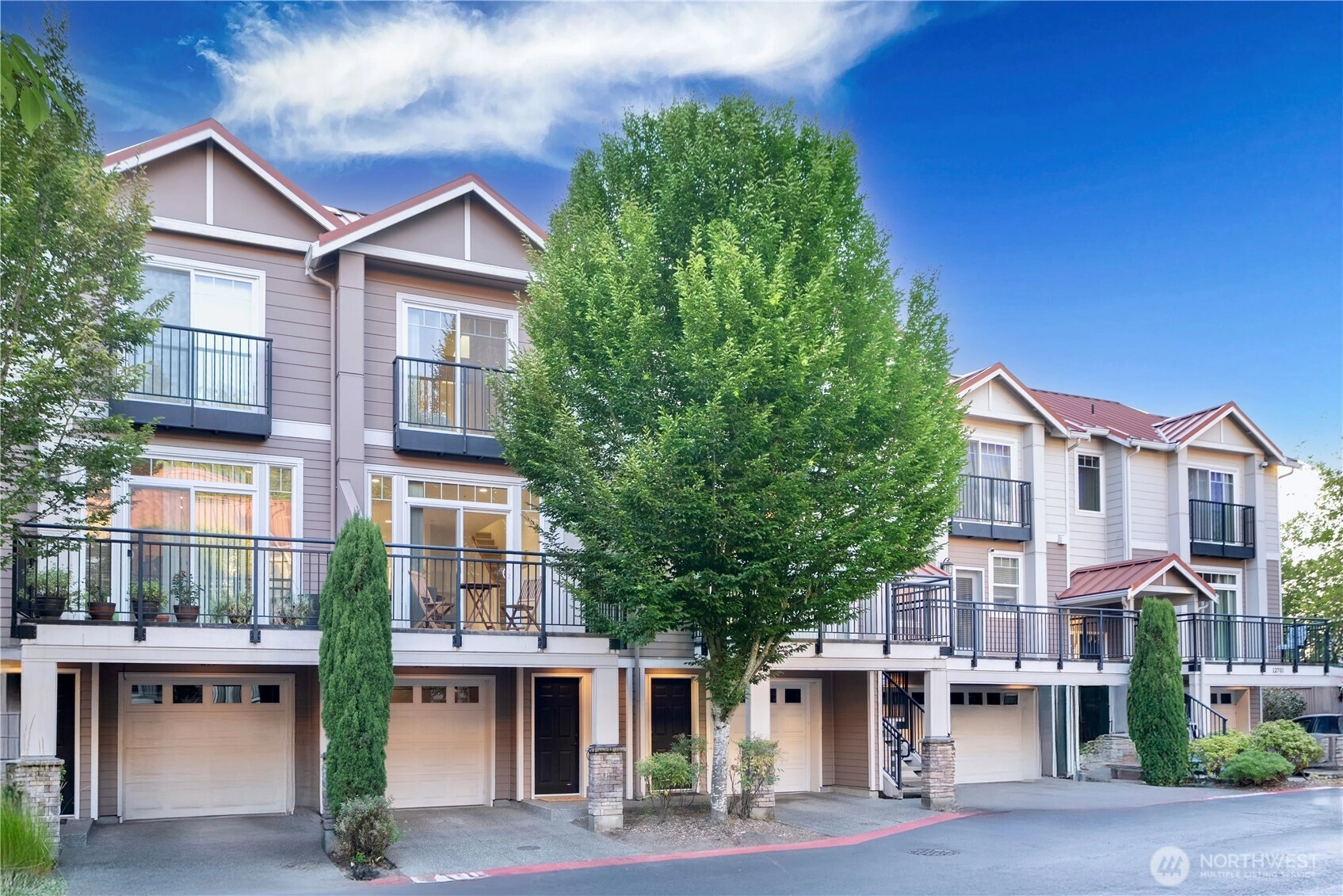 12701 SE 41st Pl Unit 320 Unit 320 Bellevue WA 98006