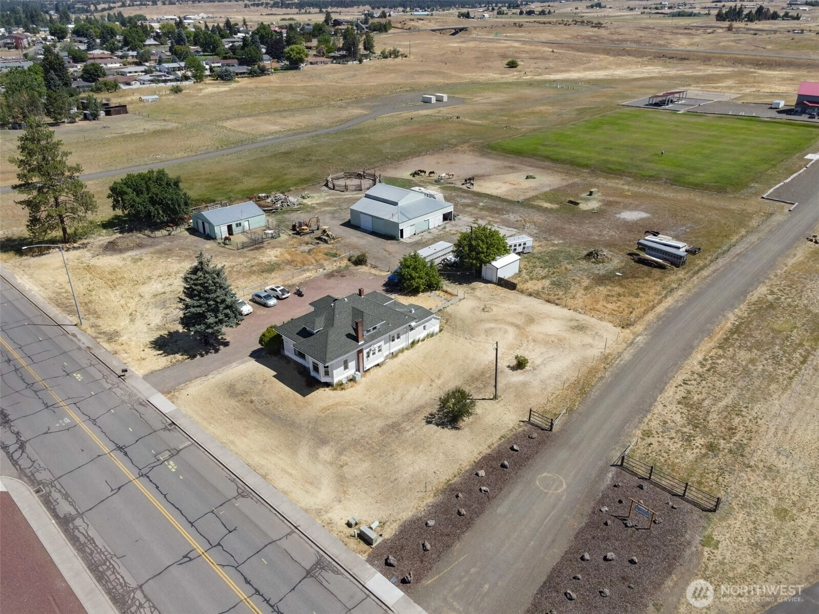 1102 S Roosevelt Dr Unit  Goldendale WA 98620