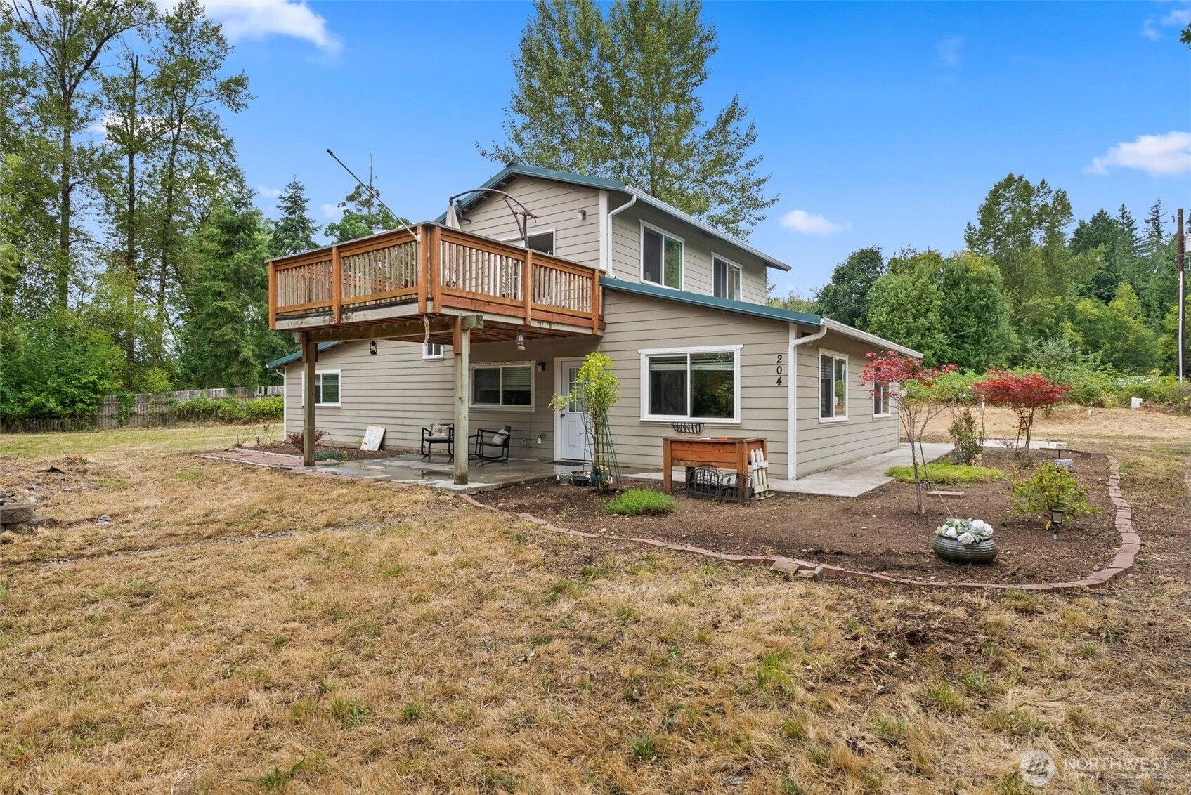 204 Murray St Oakville WA 98568