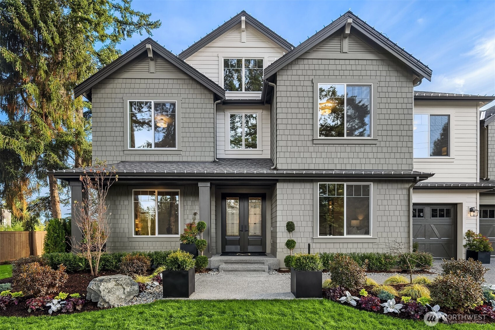 7316 151st Ave NE Unit  Redmond WA 98052