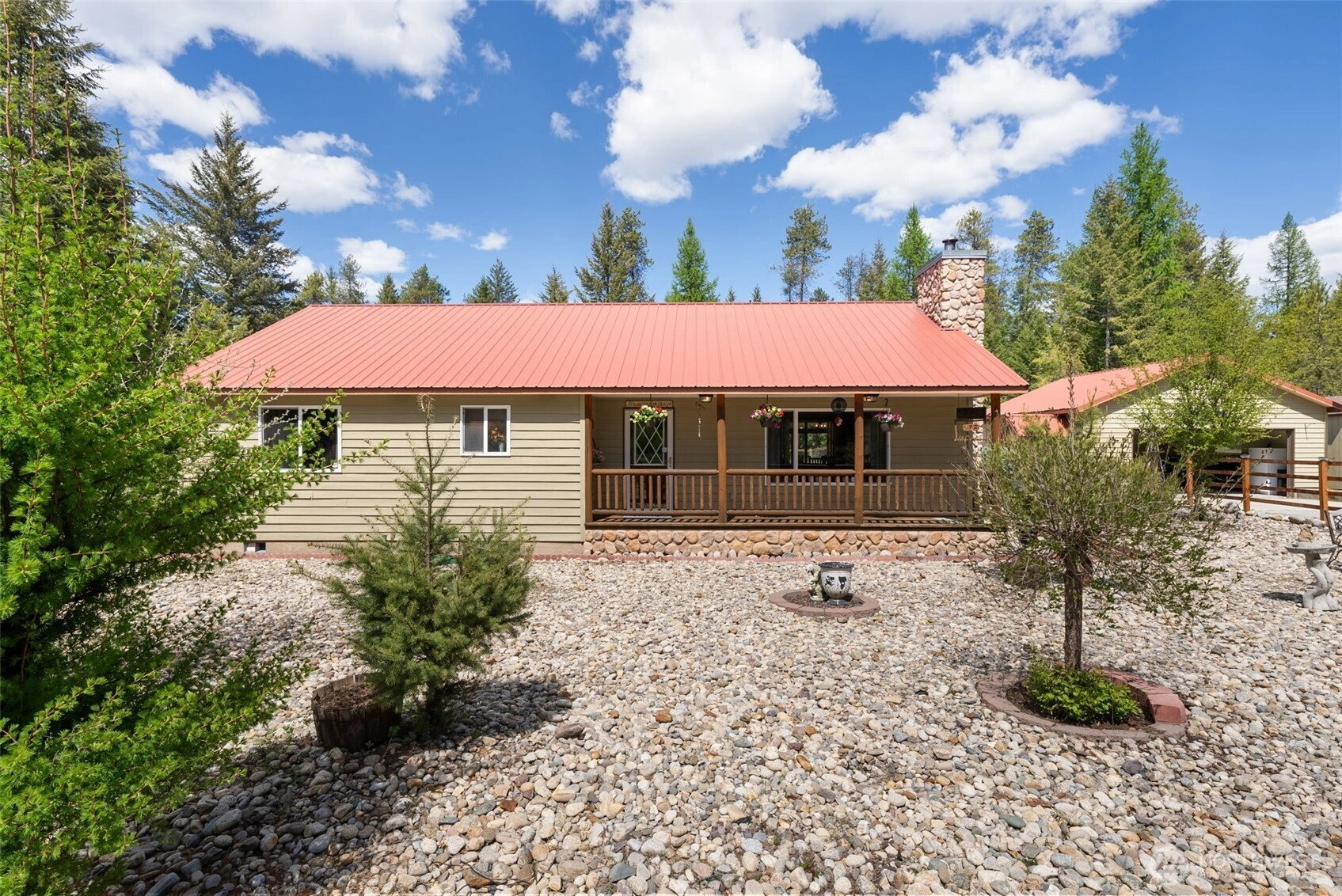 1604 E Telephone Rd Newport WA 99156