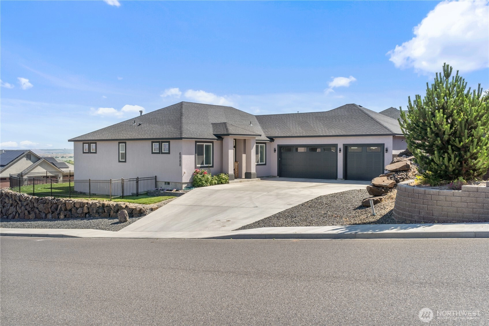 6888 Cyprus Loop Unit  West Richland WA 99353