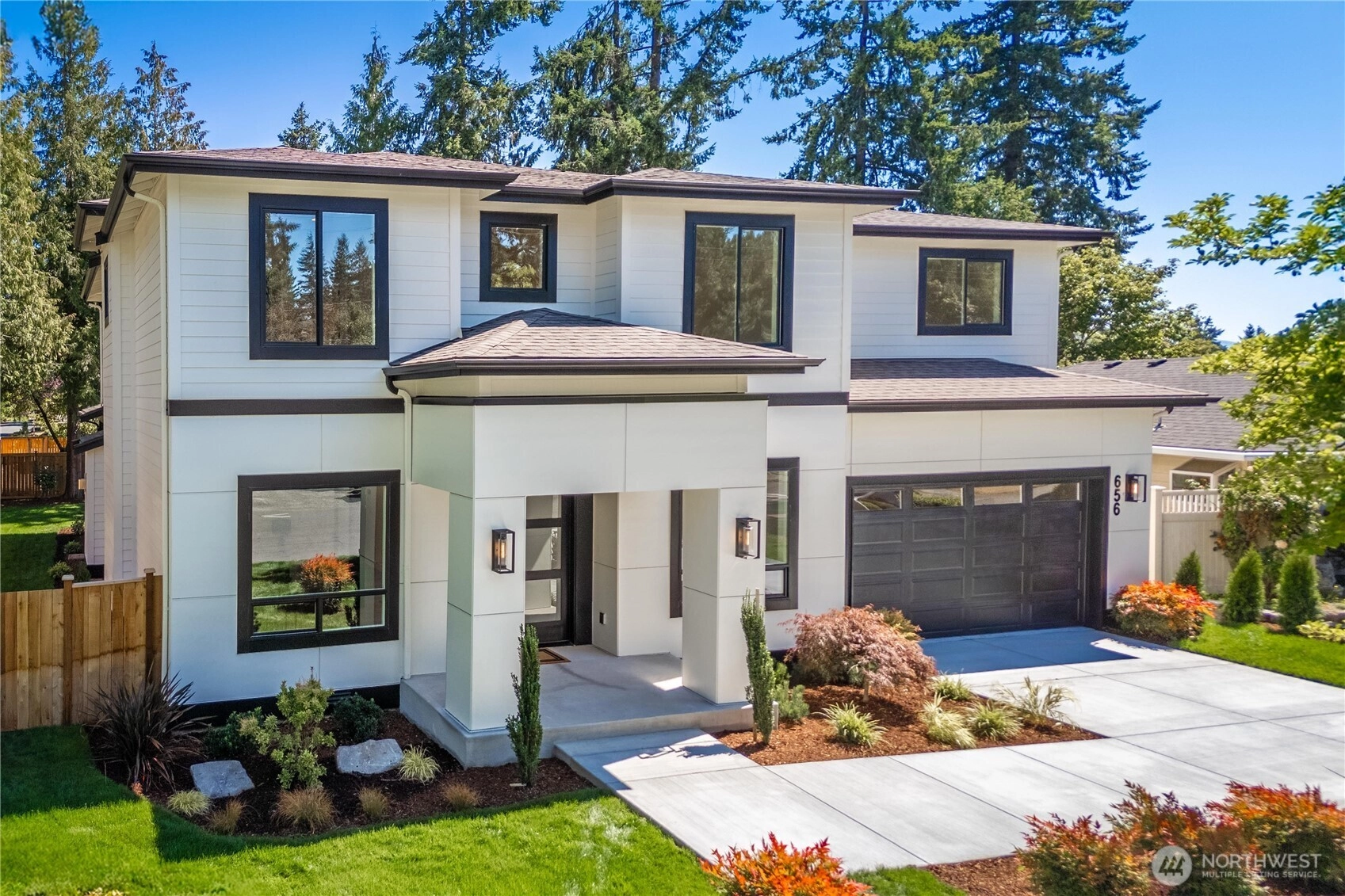 656 166th Ave NE Unit  Bellevue WA 98008